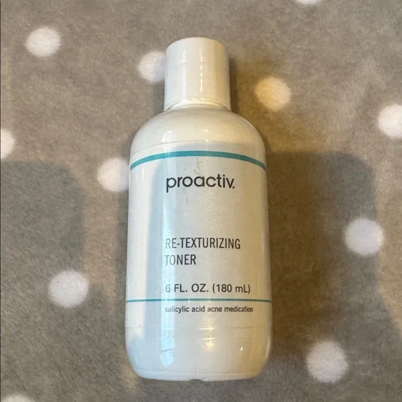 Proactiv Re-Texturizing Toner - Picture 3 of 8